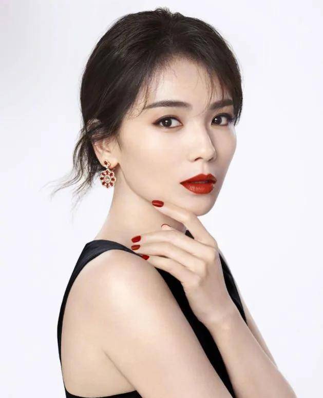 原创国民贤妻刘涛疯狂拍戏帮丈夫还清4亿债务和婆婆情同闺蜜