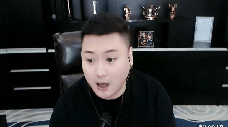 原创李先生再秀神操作凌晨三点开抢头条网友调侃yy最佳守夜人