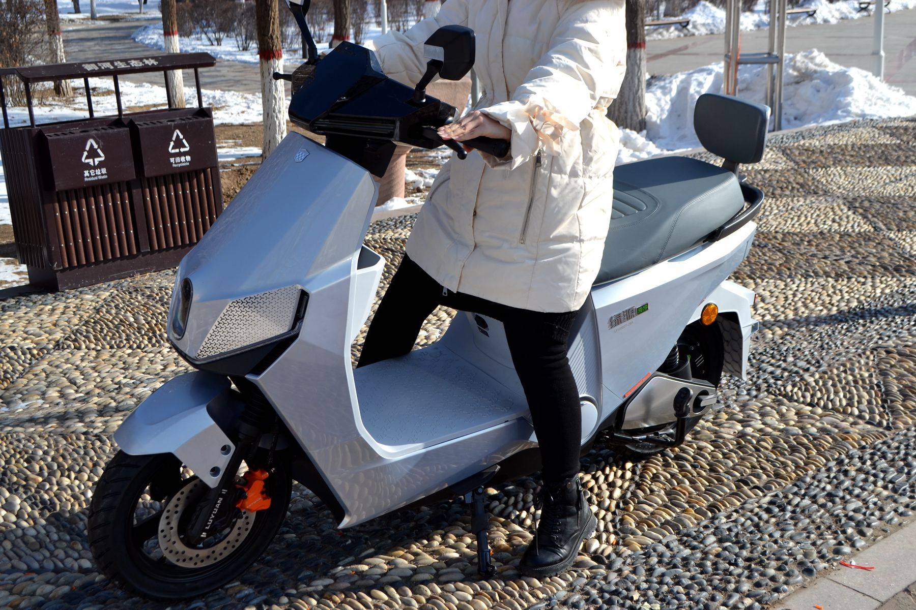 骑了一冬天绿源s90,聊聊我对这辆电动车的看法_搜狐汽车_搜狐网