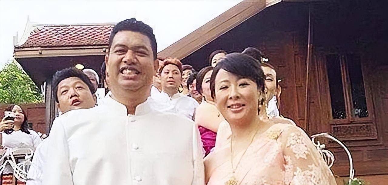 此后,冯坤愈加关注加提蓬,也越来越为加提蓬的教练素养感到钦佩.