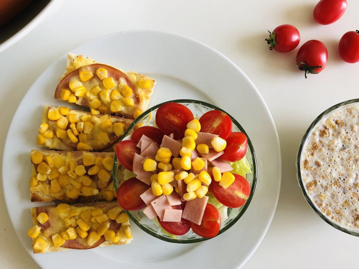 想自己做早餐又怕费时费事?6分钟上桌的吐司披萨要不要了解一下