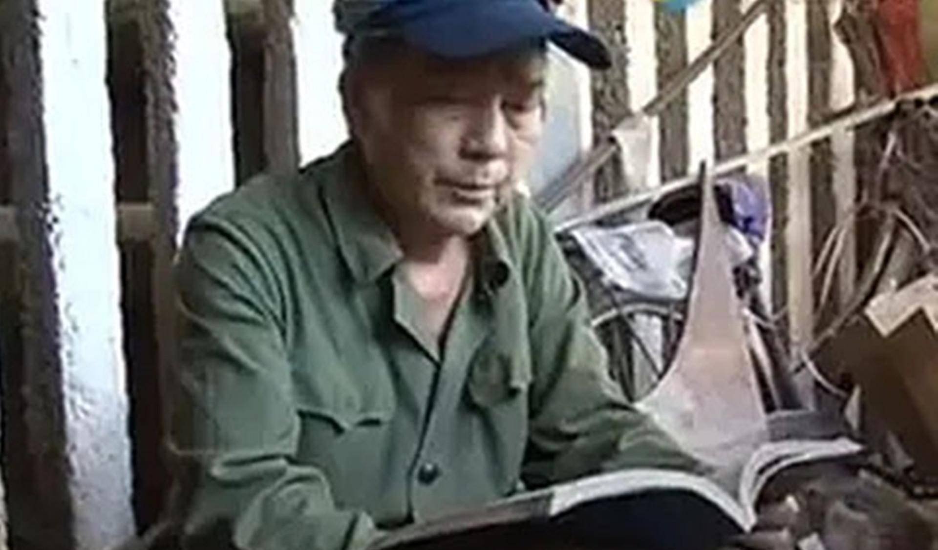 凿出"三室一厅",如今67岁仍然单身_余水芳_上田村_野人