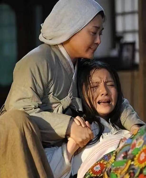 古代难产方法有多可怕头发催吐擀面杖擀腹剪刀刨腹