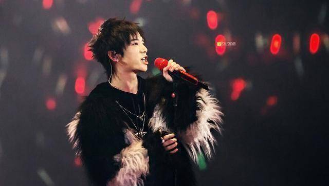 华晨宇的话已经是《明日之子》上的"老人"了,杨幂,薛之谦,李宇春,吴