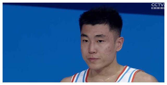 高诗岩宛如闪电,1分钟4分接连,净胜弱旅达三双