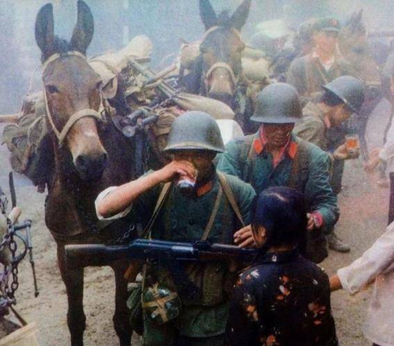 原创老兵回忆谅山战役半小时落弹几万发152加榴炮进行直瞄射击