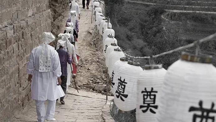 原创什么是头七人死后真会回家看望听听专家怎么说