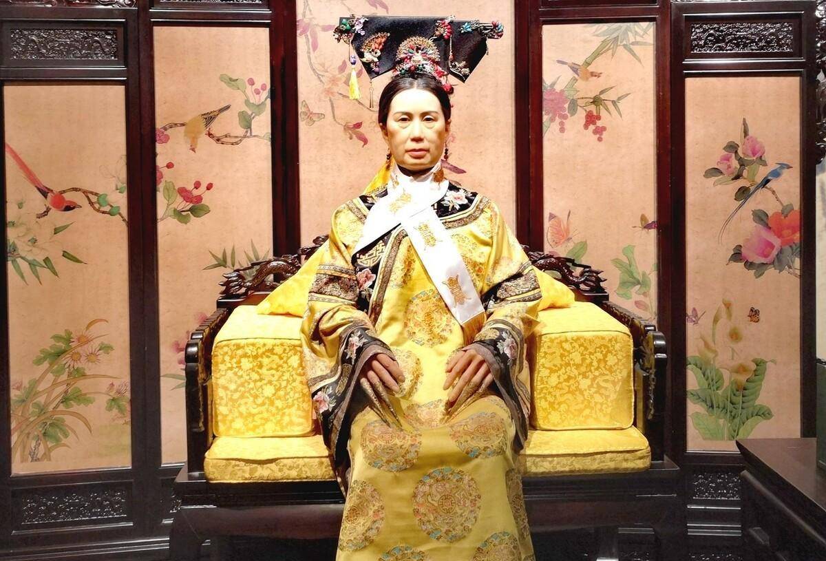 原创慈禧每餐必有百道菜挨过饿后才找到真正爱吃的东西