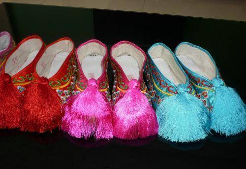 原创何为中国戏鞋区于普通精于材料漫谈中国古代戏鞋的发展