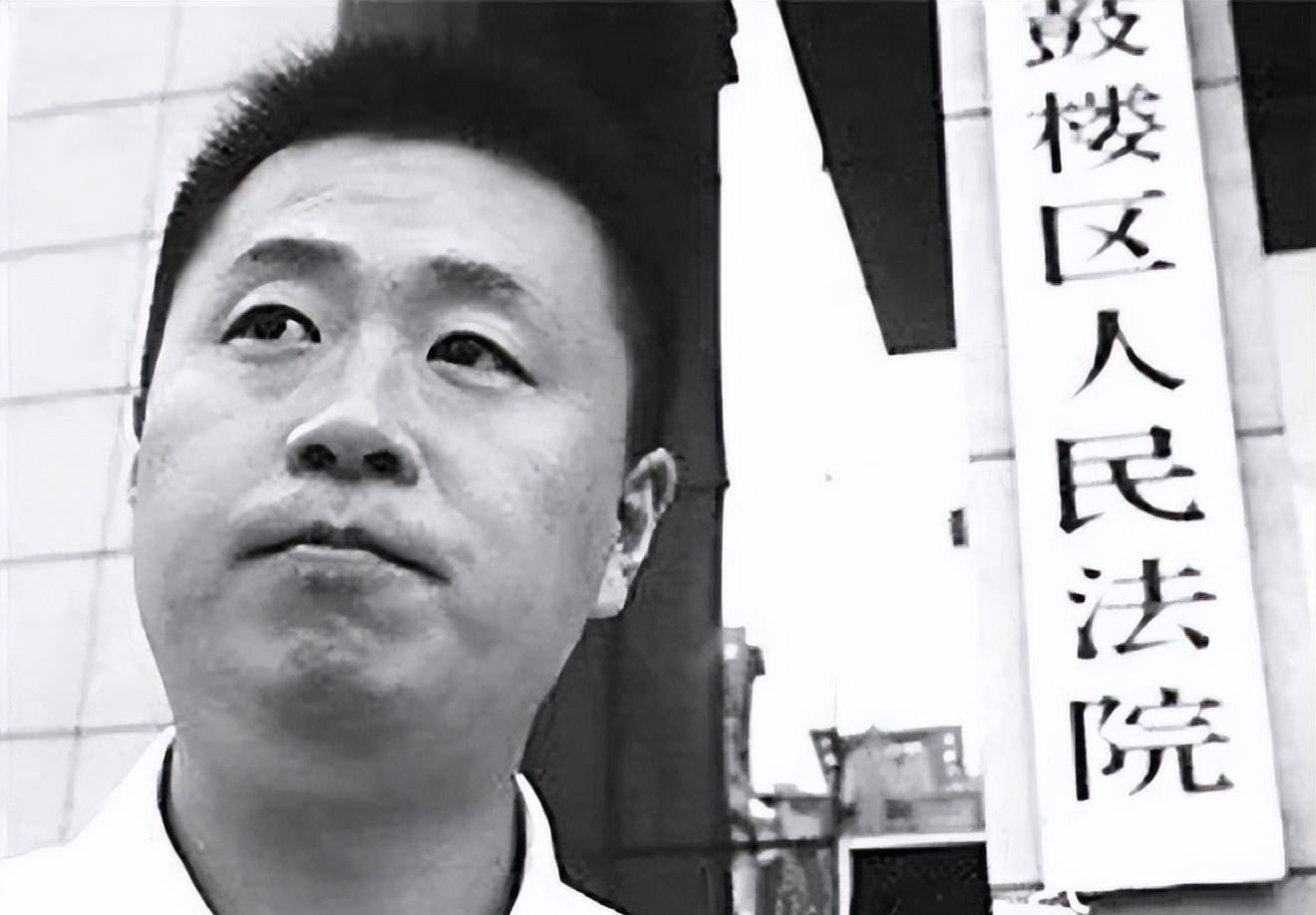原创2006年南京小伙扶起摔倒老人反被老人告上法庭后来怎么样了
