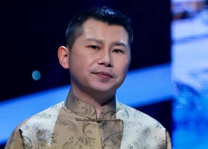 曹云金何云伟开直播谈德云社旧事称呼昔日恩师为郭老师