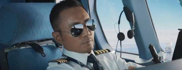 原创原创机长口碑逆袭攀登者观众杨颖亲杜江时全场哄堂大笑