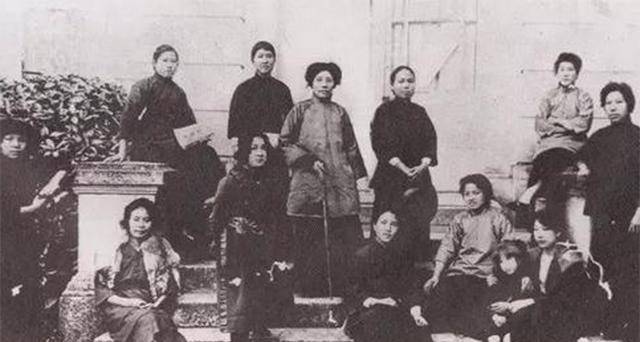 原创湖南这座小镇百年前出了三个女人三个闹翻中国半边天的女豪杰