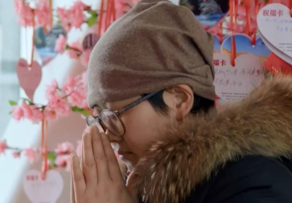 原创上海33岁女博士闫宏微赴美抗癌不幸病逝今丈夫带幼女独自生活