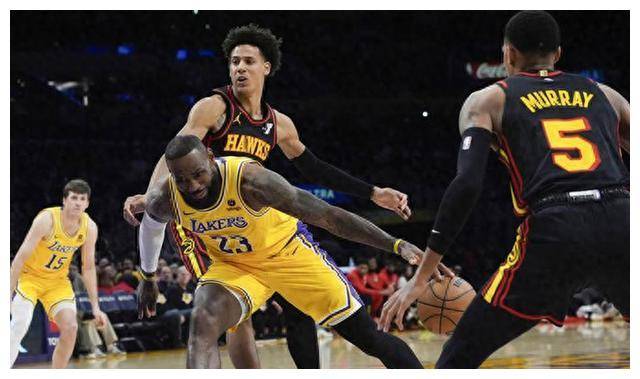 原创拉塞尔全明星表现创队史奇迹詹姆斯获赞登顶轰2710