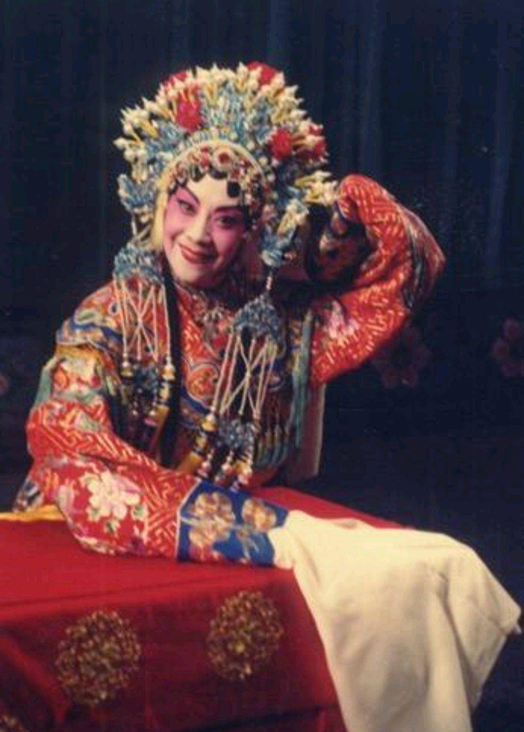 原创京剧名家李玉茹曾是上海滩的顶级坤伶五十多岁嫁给作家曹禺