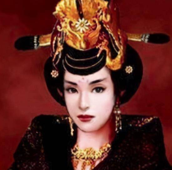 领军主将更是吓得魂不附体,如果让梁太后得知三军士兵在阵前被人公布