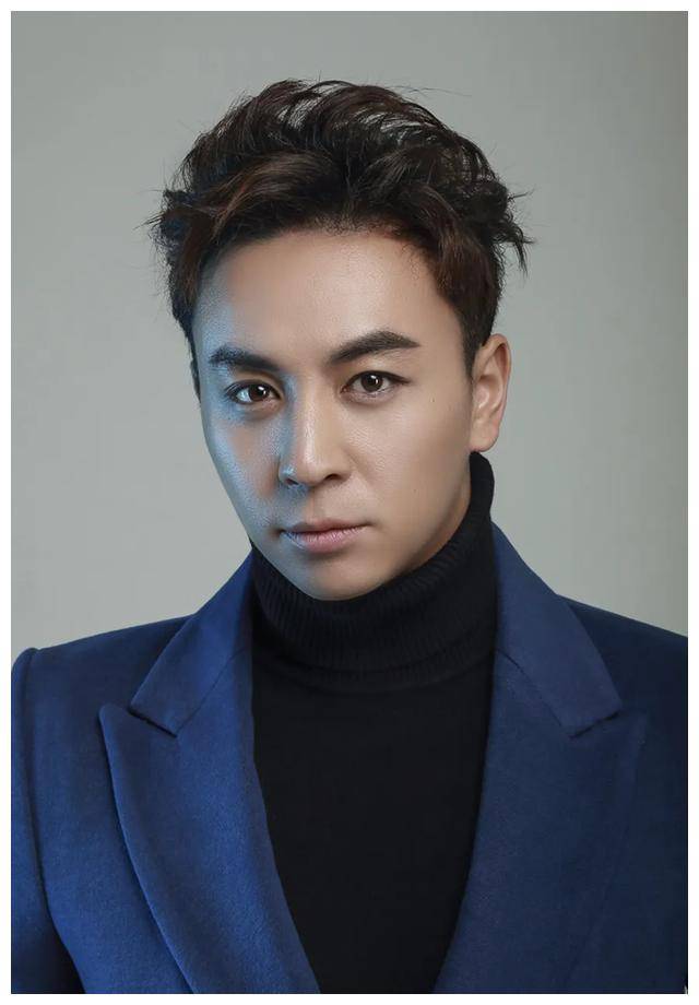 自媒体揭秘:释小龙,从娱乐圈沉浮到华丽转身_江湖_武林之_传奇