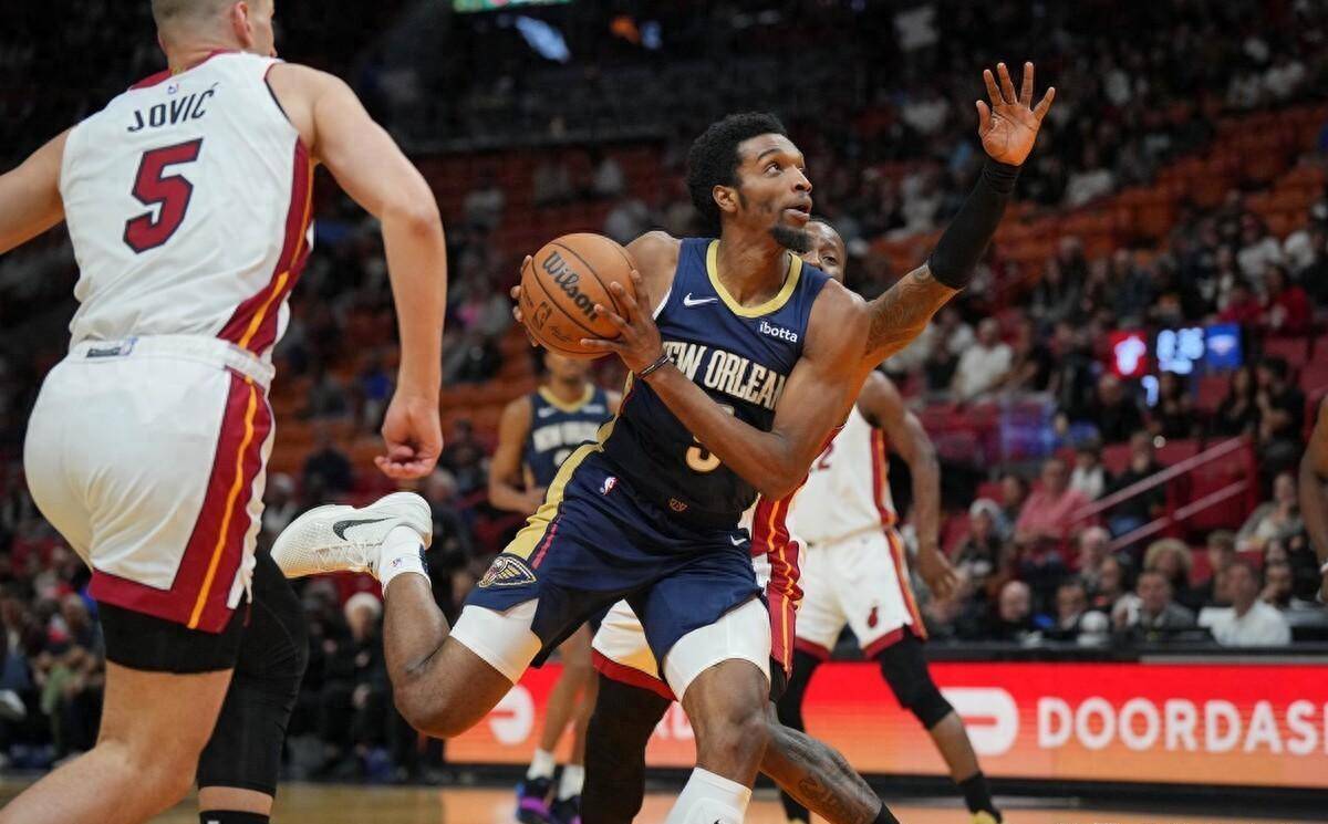 完胜巴特勒,麦科勒姆轰30 7 5_热火队_鹈鹕_比赛