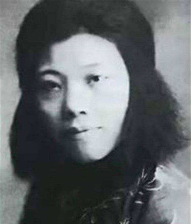 原创只撩不娶秦德君两次堕胎4年苦等晚年茅盾回忆录当她没来过