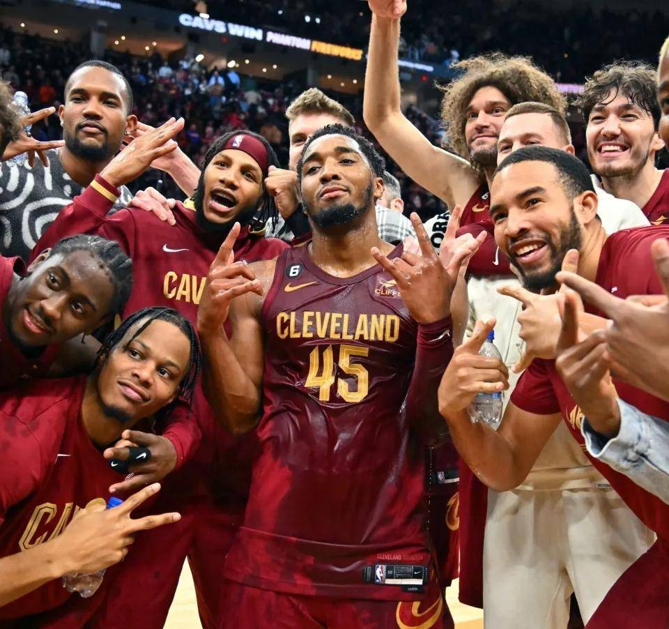 nba联盟最被低估球星多诺万-米切尔到底是有多强_球员_网站_助攻