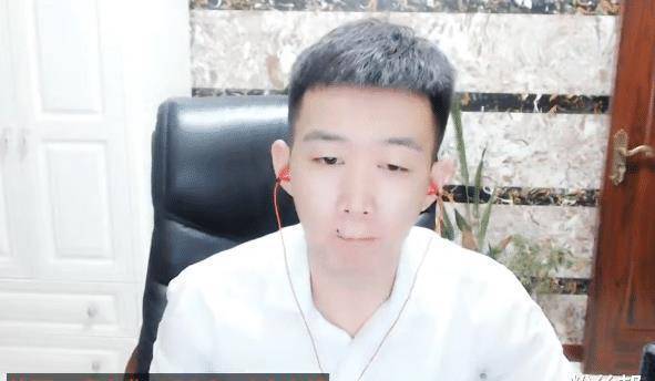 小白龙直言,老爷子(于利)没找过他,只是舞帝华子老六让他去,而小白龙