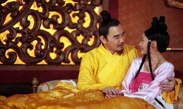 原创皇子们也要进行性启蒙教育启蒙的老师是谁不是皇后也不是妃子