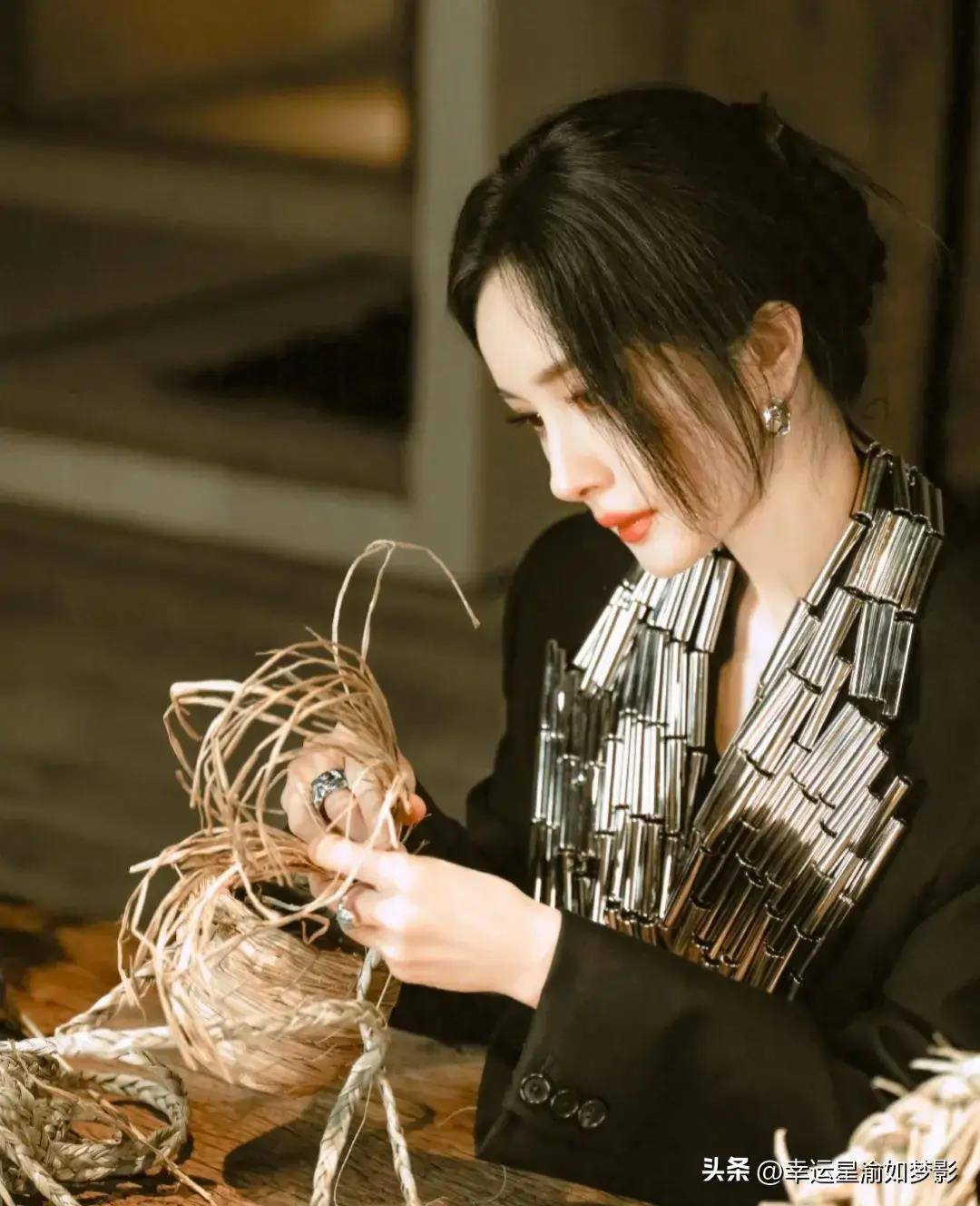 赵丽颖与凤行陈建斌肖战杨幂檀健次杨洋王一博最新动态