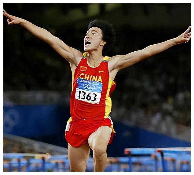 亚洲_巨星_排球