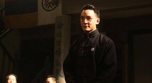 胡适(吴彦祖饰)获得36个博士的,民国文坛领袖胡适.