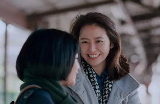 原创海街日记一屋子的女人一屋子的温柔如水