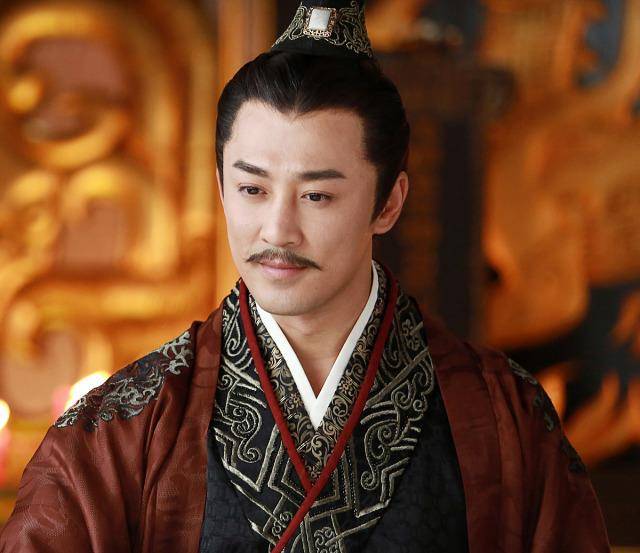 王府宫女生下世子却被王爷赶走嫁人儿子当皇帝后也未享福