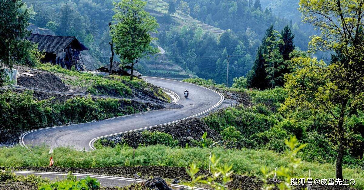 农村公路将要大改造了,把农村公路修到村村通!