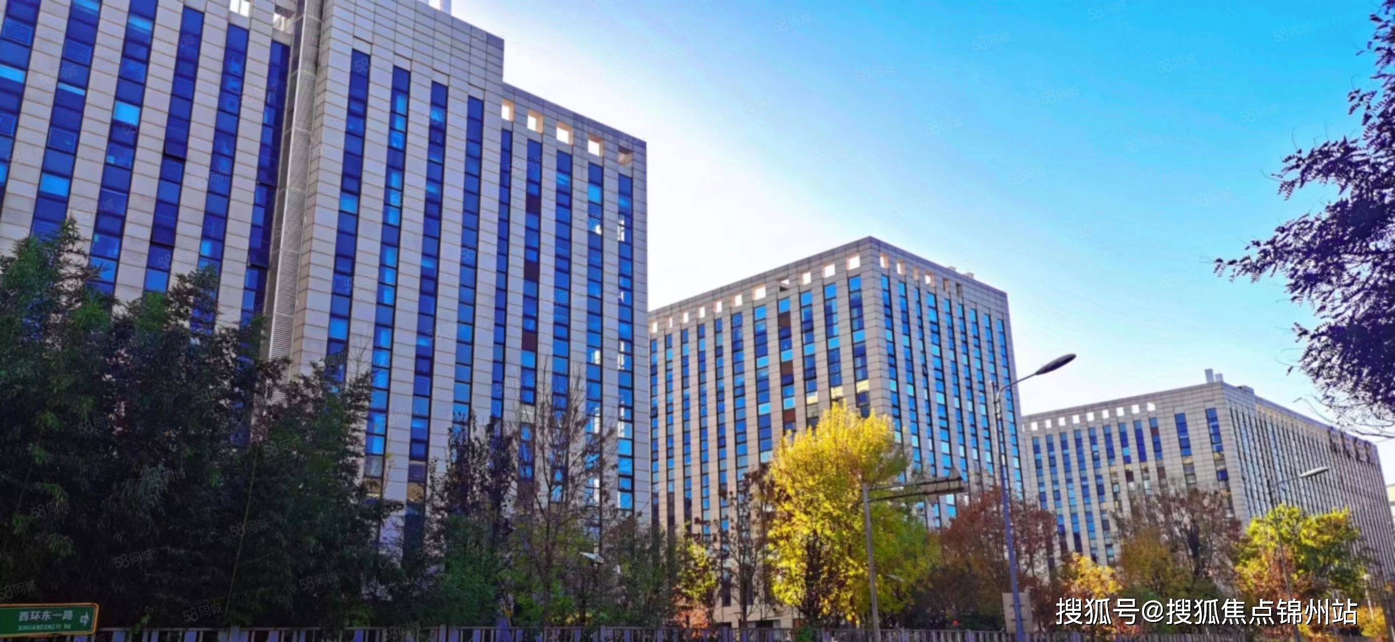 8米物业级别:甲级物业公司:中电金扬物业物 业 费:租金含物业开 发 商