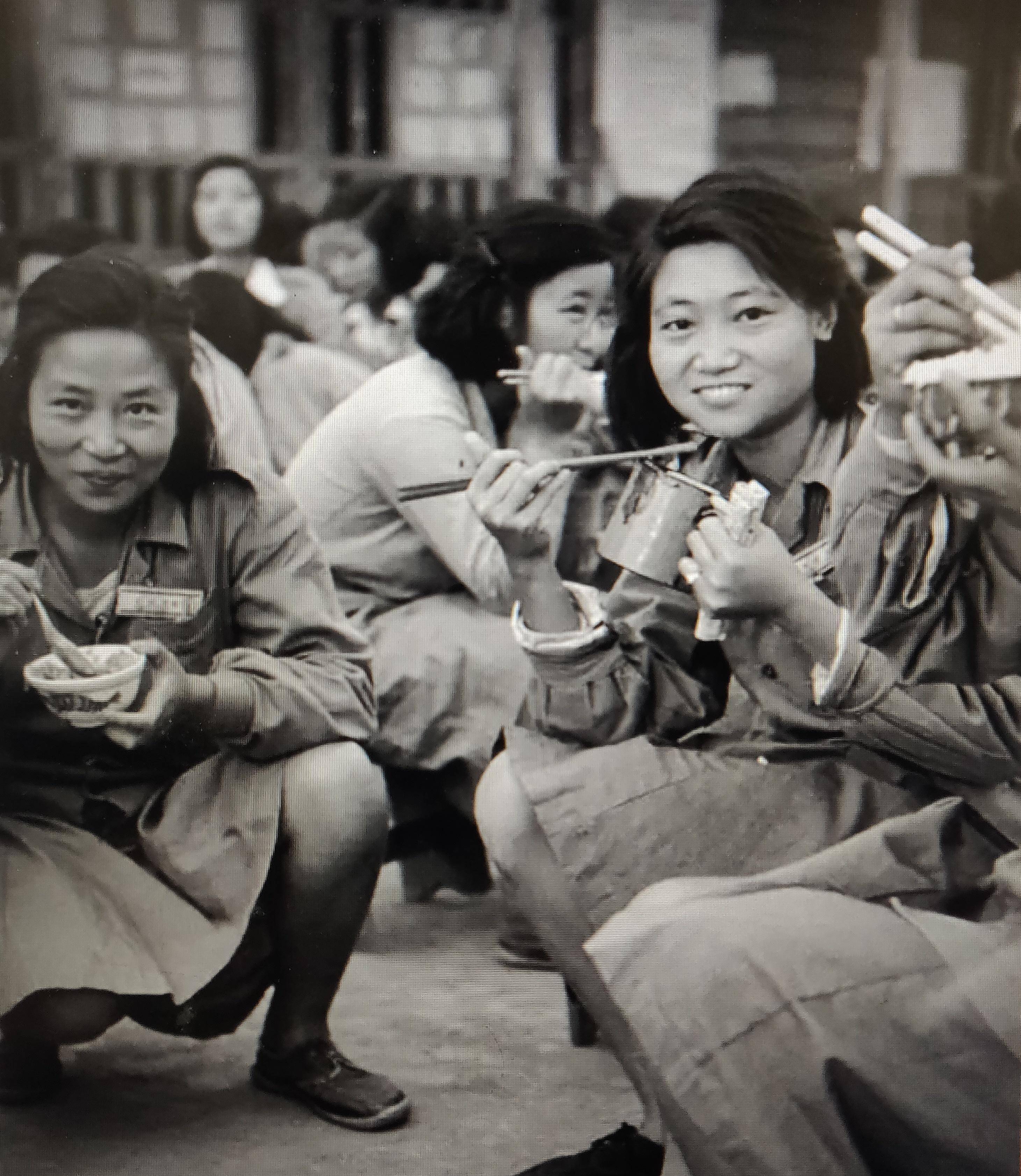 1987台湾老兵见到母亲图片
