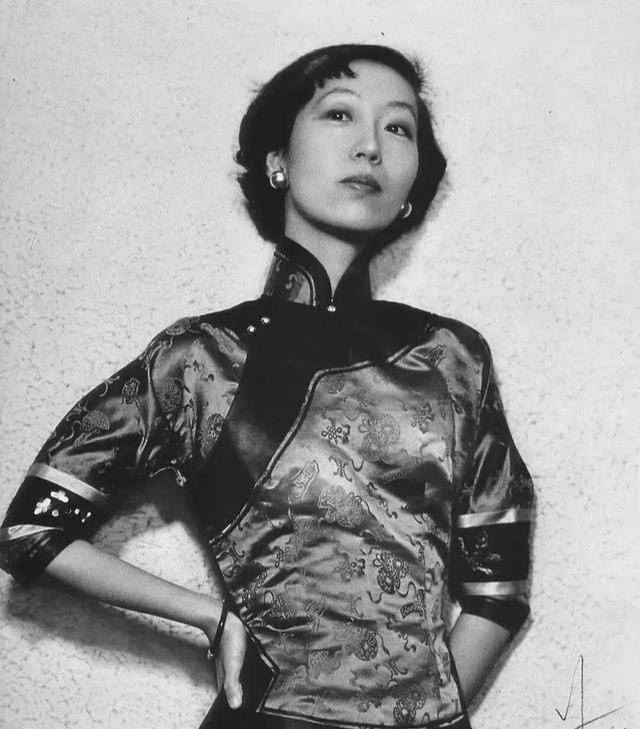 原创张爱玲仅凭一纸婚约结婚婚后四年分手临走甩下30万支票