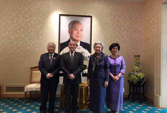 柬埔寨公主不是国王的女儿8岁就成为明星比夏洛特公主漂亮