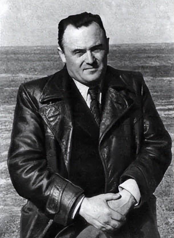 二战后从监狱放出一人,航空领域压制美国20年_廖夫_科罗_研究