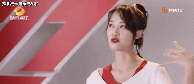 《浪姐》:白冰现场演示,在职场中交朋友太走心会有什么后果_蓝盈莹