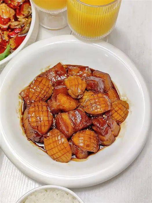 点图片可放大95谁懂啊,第一次做鲍鱼红烧肉真的一整个好吃住了05