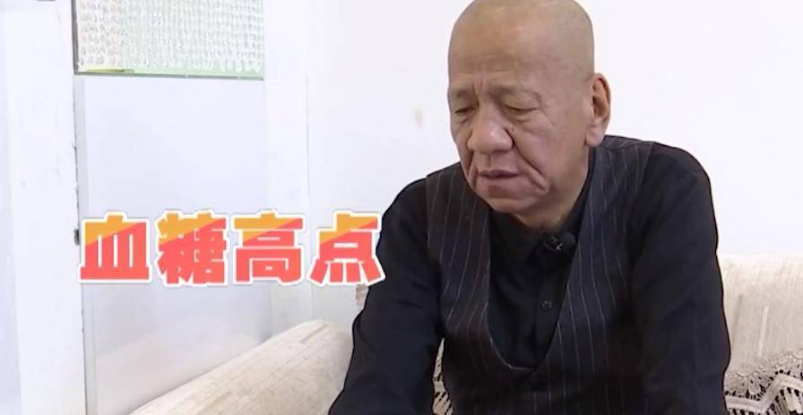 吉林58岁大爷啃老92岁父亲,每月到手5000元补贴,直言不够花_大哥_鲁岩