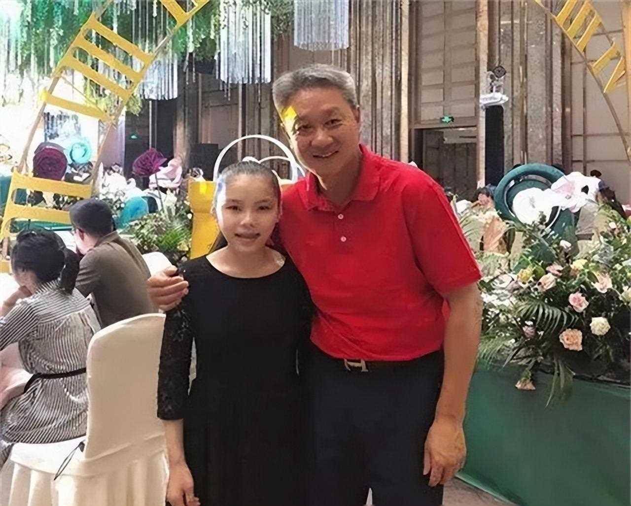 原创体操名将商春松将奖金为哥哥买房曾把2000元作为一年生活