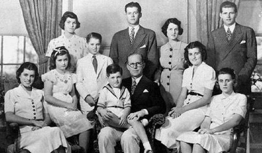 原创用金钱拯救美国危机掌控世界经济命脉世界最土豪的三大家族