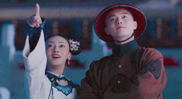 一时间让人回到了演富察傅恒的时候,而女主角更是大家所熟悉的吴谨言