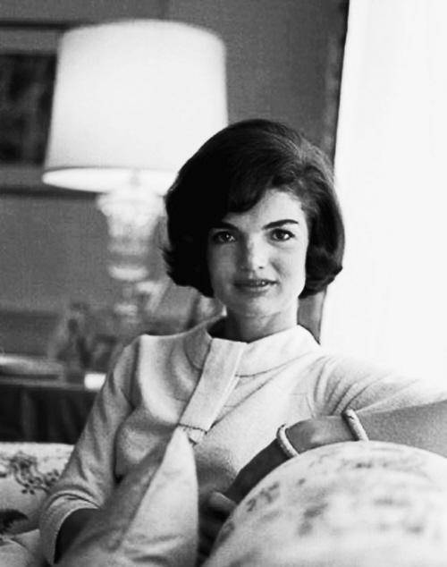 肯尼迪遇刺,遗孀改嫁62岁希腊船王,晚年绝口不提前夫_杰奎琳_美国