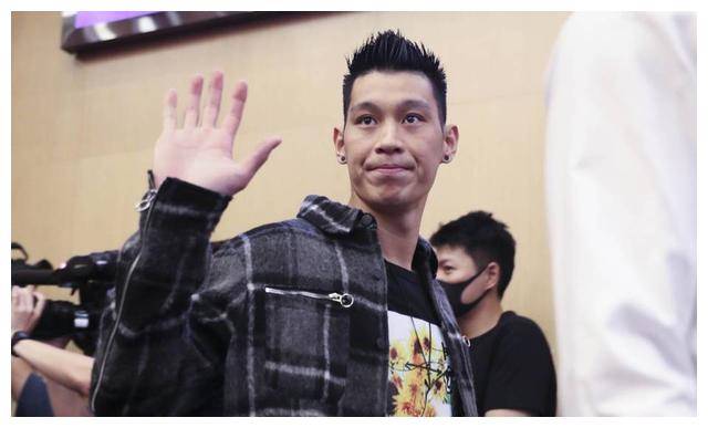 原创林书豪遭重罚球队操控被曝光生涯动荡接近终结
