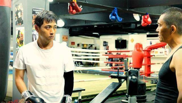 原创《父子拳王》一条金腰带背后的舐犊情深,父爱如山催人_拳击_余