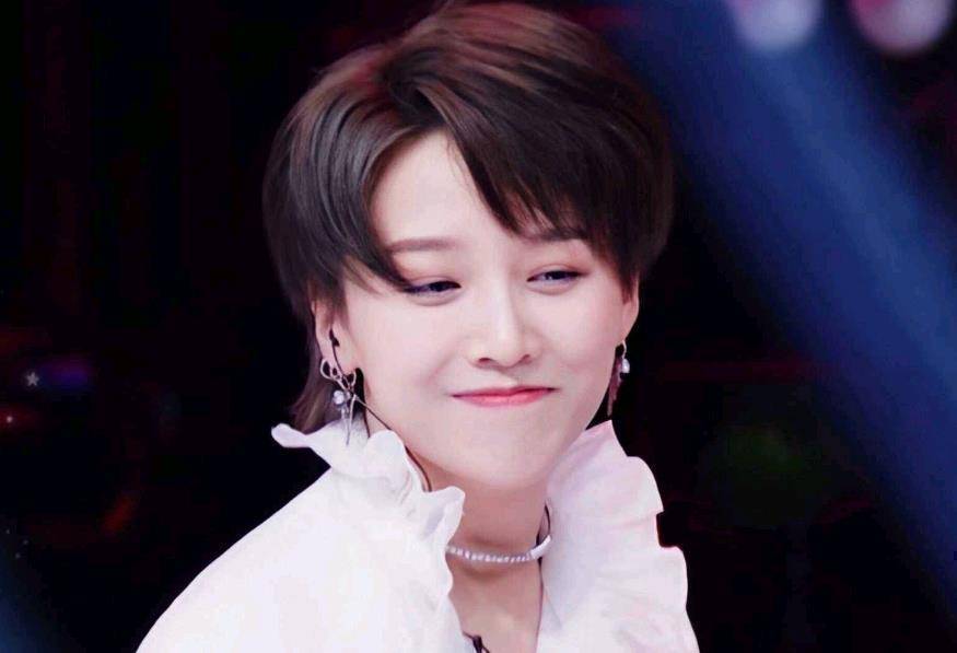 原创青春有你2热搜不断刘雨昕会成为下一个现象级爱豆吗