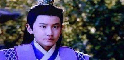 那我们都通过武则天的故事认识了李治,这哥们唯一的本事可能就是抢