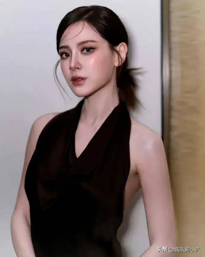 花儿与少年好友记》嘉宾首张大合照,秦海璐,秦岚,赵昭仪,张凯丽,刘涛